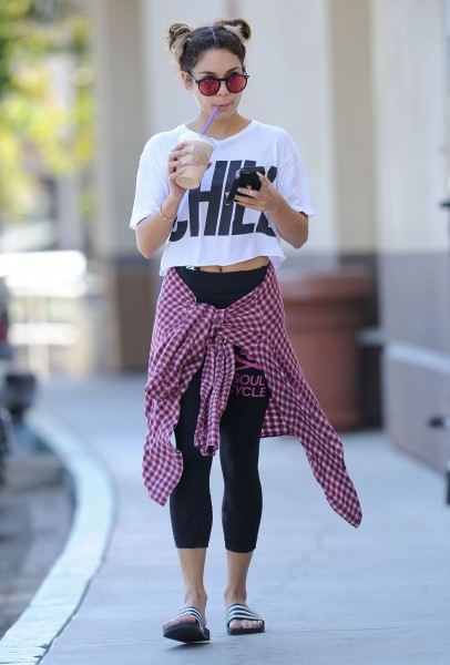 vanessa-hudgens-street-style-out-in-los-angeles-september-2014_1