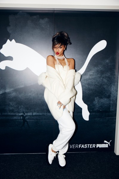 Rihanna+Partners+With+PUMA_16th+December+2014