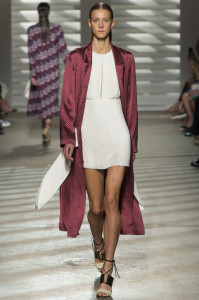spring-2015-fashion-trend-relaxed-trench-thakoon-h724