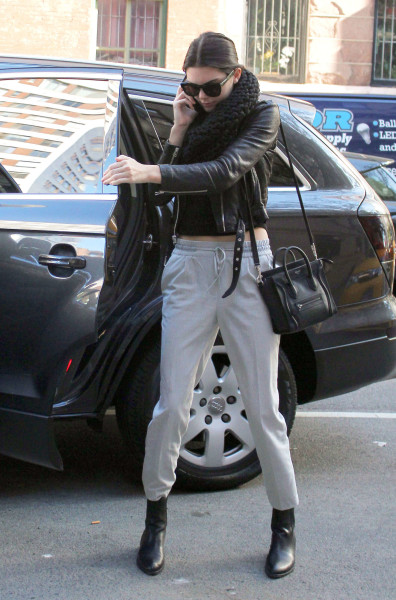 Kendall-Jenner-Street-Style-in-NY--11