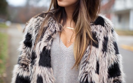 song-of-style-faux-fur-jacket-gold-necklace